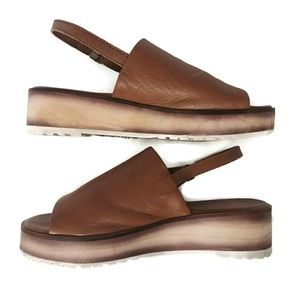 KELSI DAGGER Brooklyn Dumount Platform Sandal